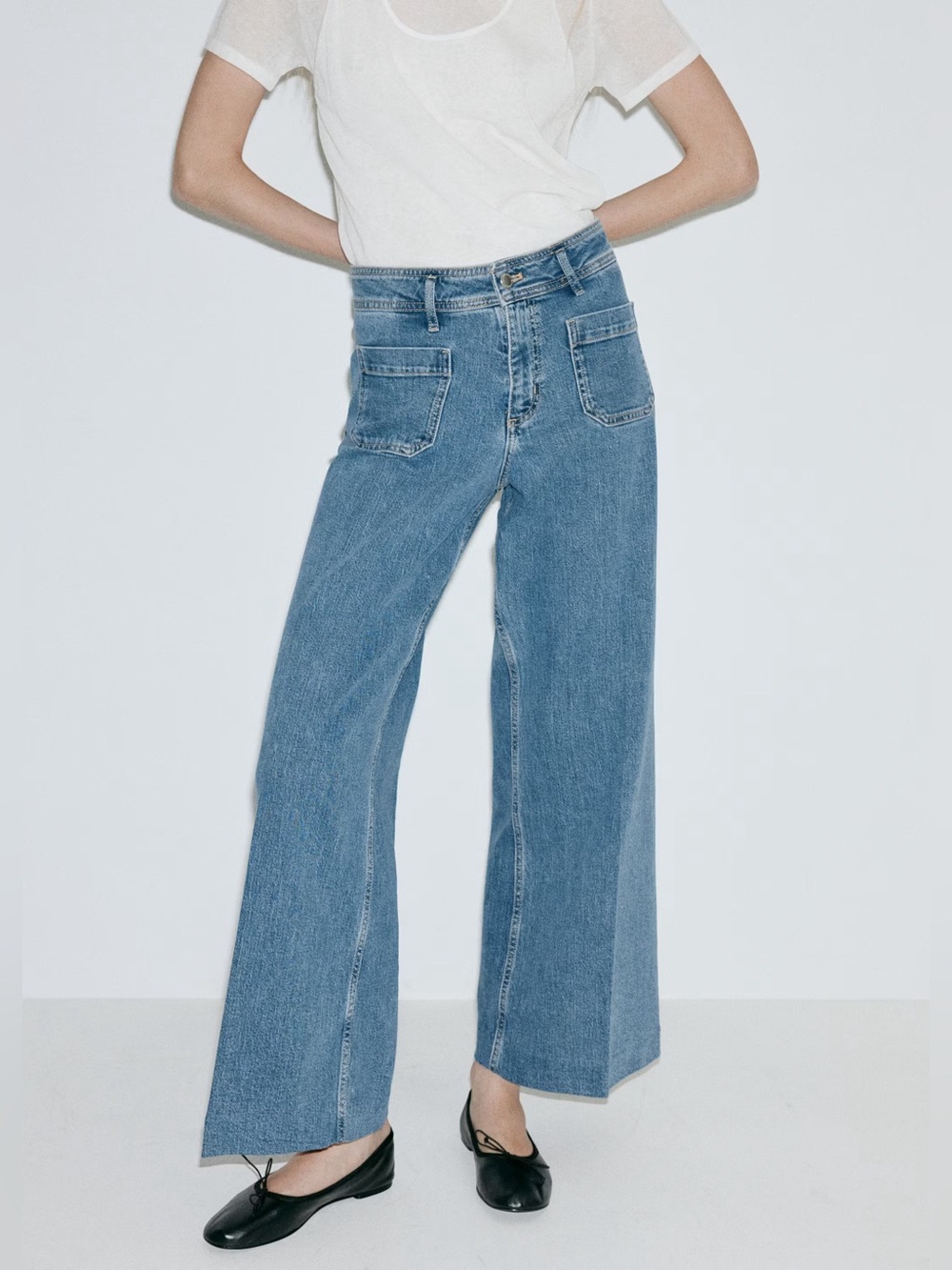 MANGO Wide Leg patch pocket women’s jeans • Sz 4